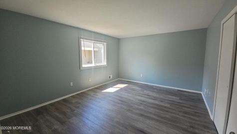 1700 Nj 37 W Toms River NJ 08757