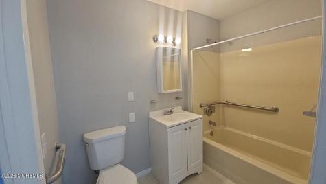 1700 Nj 37 W Toms River NJ 08757