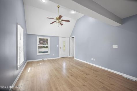 804 Nutswamp Road Red Bank NJ 07701