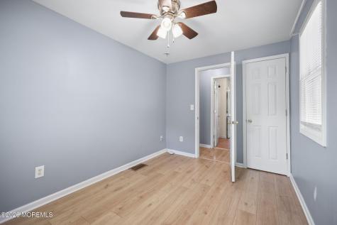 804 Nutswamp Road Red Bank NJ 07701