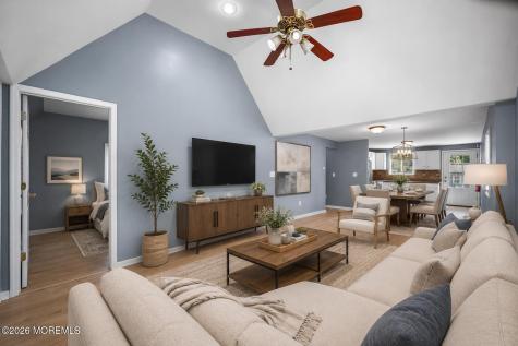 804 Nutswamp Road Red Bank NJ 07701