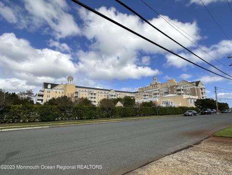 700 Ocean Avenue Spring Lake NJ 07762