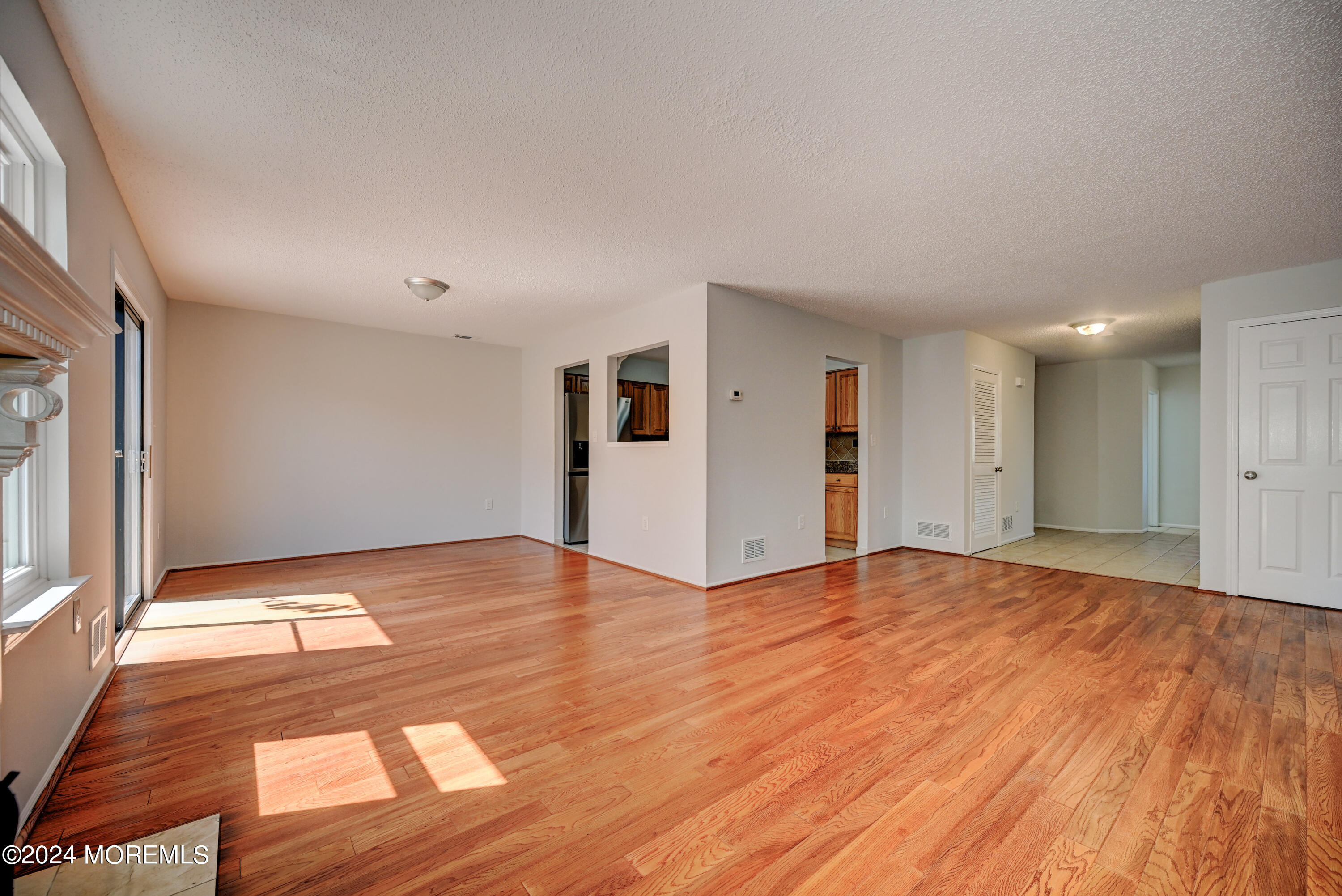 44 Mariners Cove Freehold NJ 07728