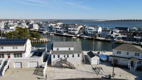 24 Richard Drive Beach Haven West NJ 08050