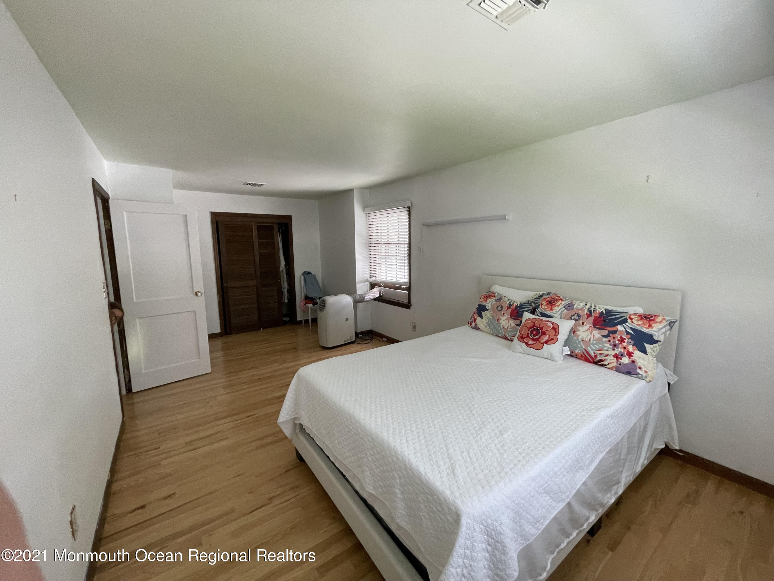 241 Cliftwood Road Oakhurst NJ 07755