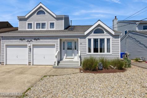 22 Longpoint Drive Brick NJ 08723