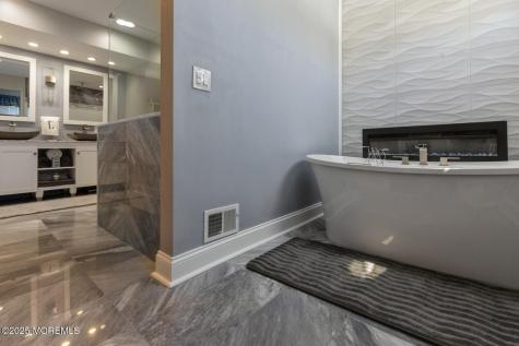 22 Longpoint Drive Brick NJ 08723