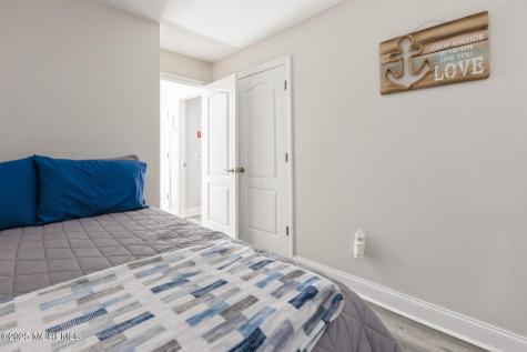 22 Longpoint Drive Brick NJ 08723