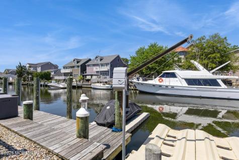 22 Longpoint Drive Brick NJ 08723