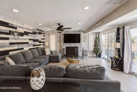 22 Longpoint Drive Brick NJ 08723