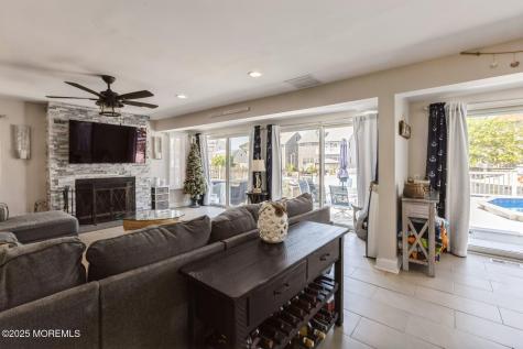 22 Longpoint Drive Brick NJ 08723