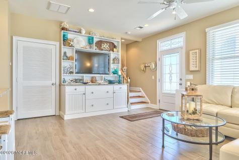 10 4th Avenue Ortley Beach NJ 08751