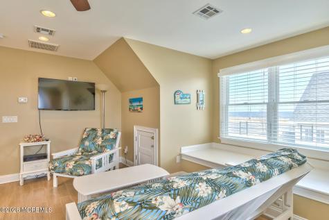 10 4th Avenue Ortley Beach NJ 08751