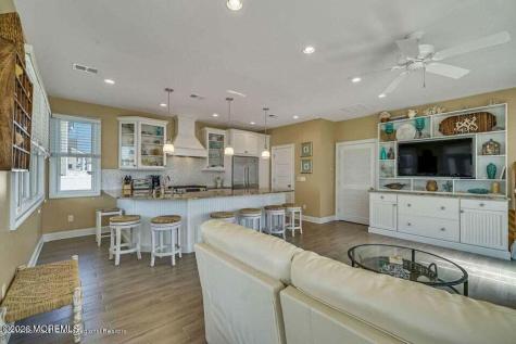 10 4th Avenue Ortley Beach NJ 08751