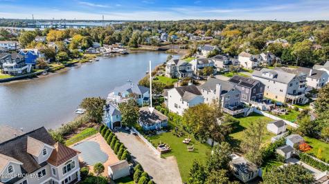 316 Woodland Avenue Brielle NJ 08730