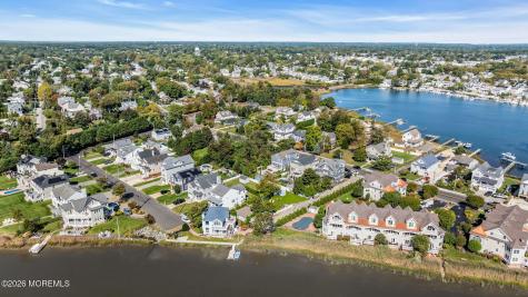 316 Woodland Avenue Brielle NJ 08730