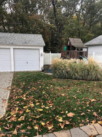 329 Wells Avenue Oakhurst NJ 07755