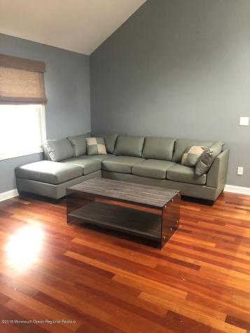 329 Wells Avenue Oakhurst NJ 07755