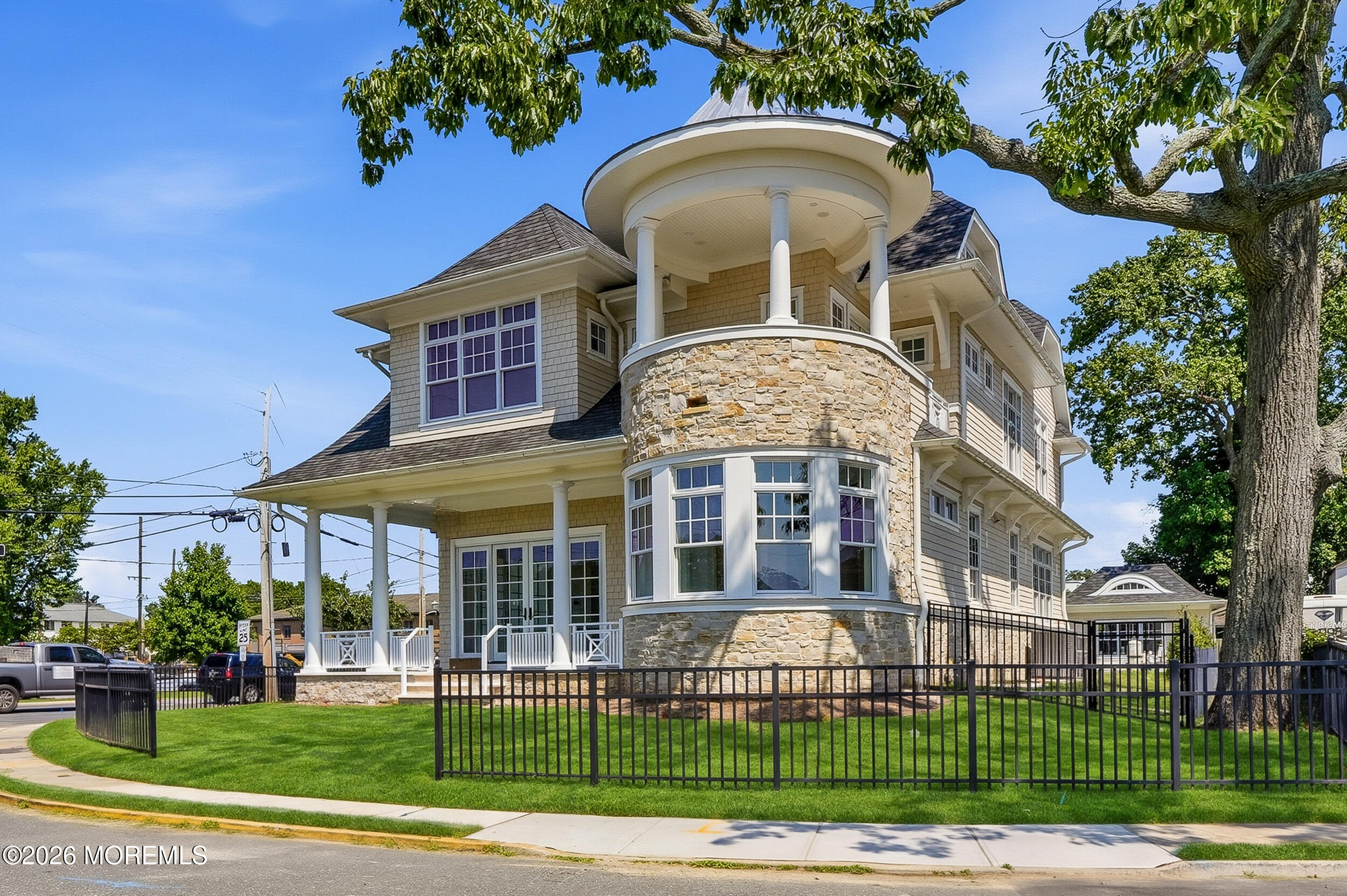 300 Lake Drive Allenhurst NJ 07711
