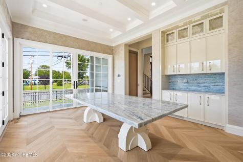300 Lake Drive Allenhurst NJ 07711