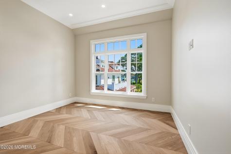 300 Lake Drive Allenhurst NJ 07711
