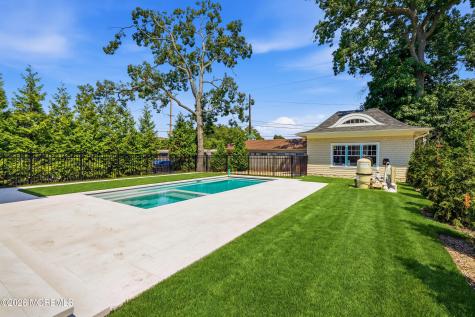300 Lake Drive Allenhurst NJ 07711
