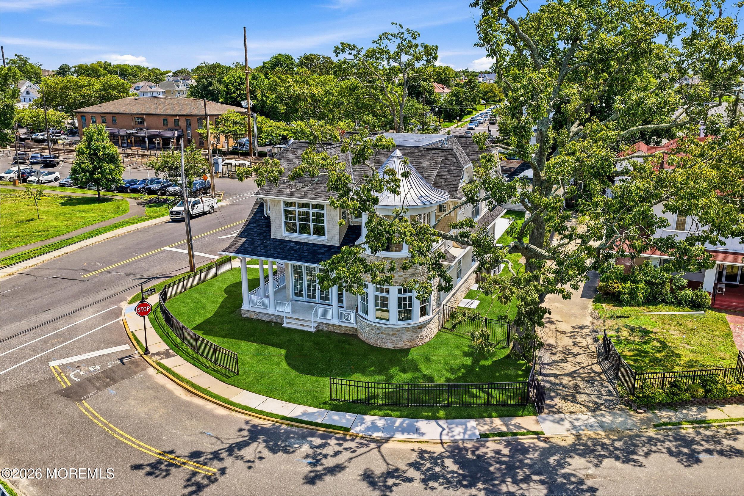 300 Lake Drive Allenhurst NJ 07711