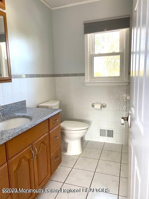 55 Heath Avenue Oakhurst NJ 07755