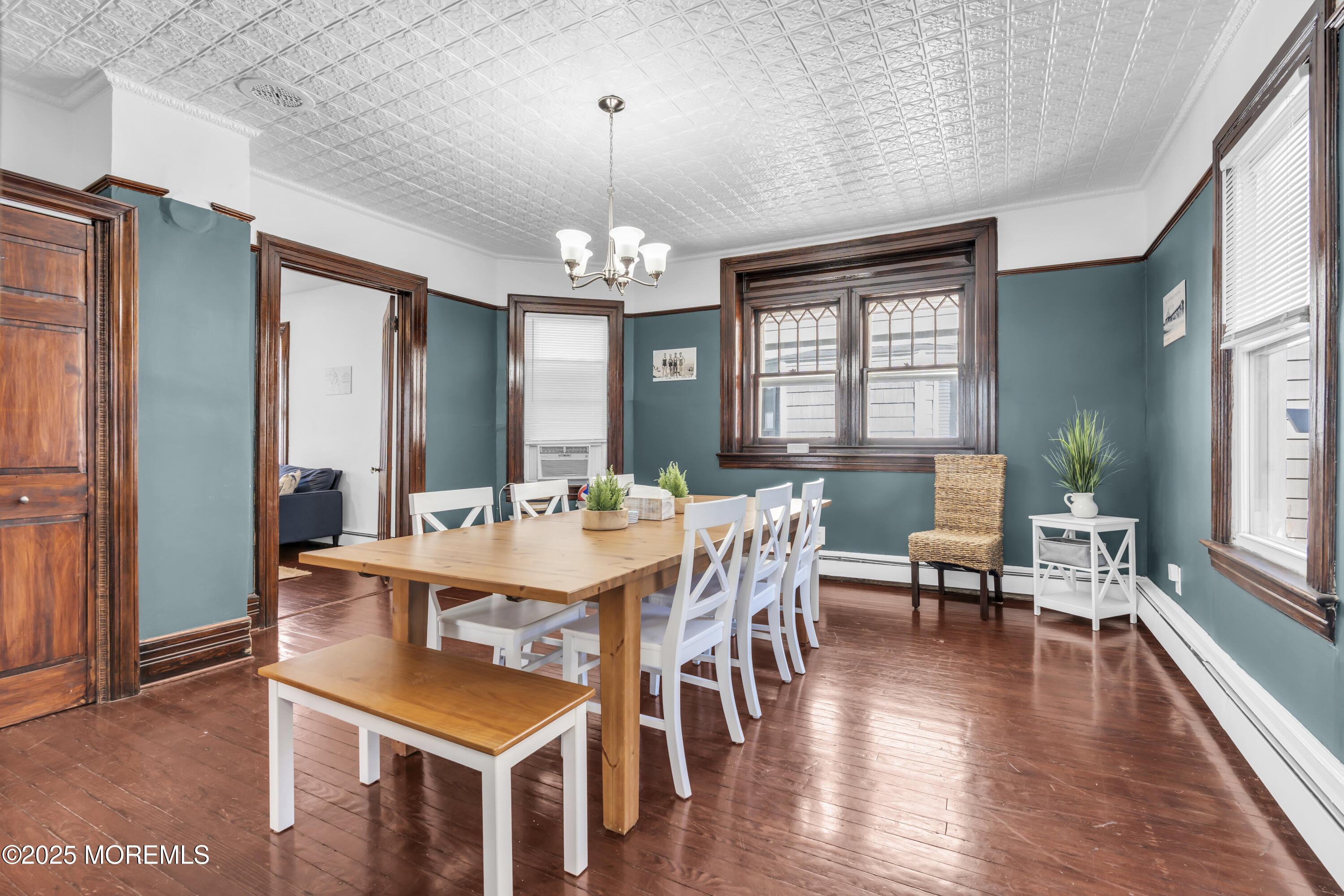 6 Center Street Sea Bright NJ 07760