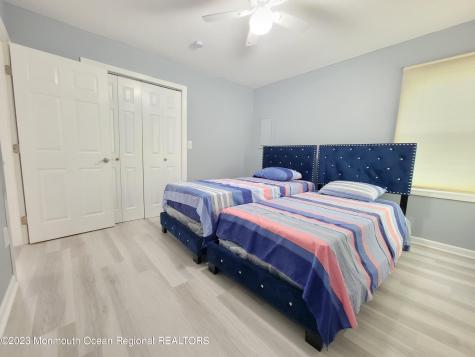 1 Half Robin Drive Oakhurst NJ 07755