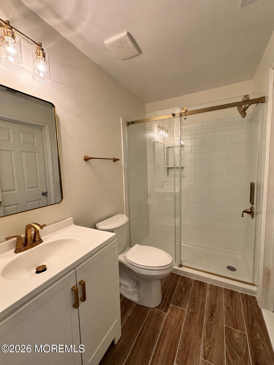 308 Wedgewood Circle Belford NJ 07718