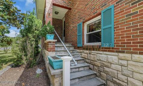 221 Harrison Avenue Oakhurst NJ 07755