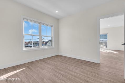 19 Carr Avenue Keansburg NJ 07734