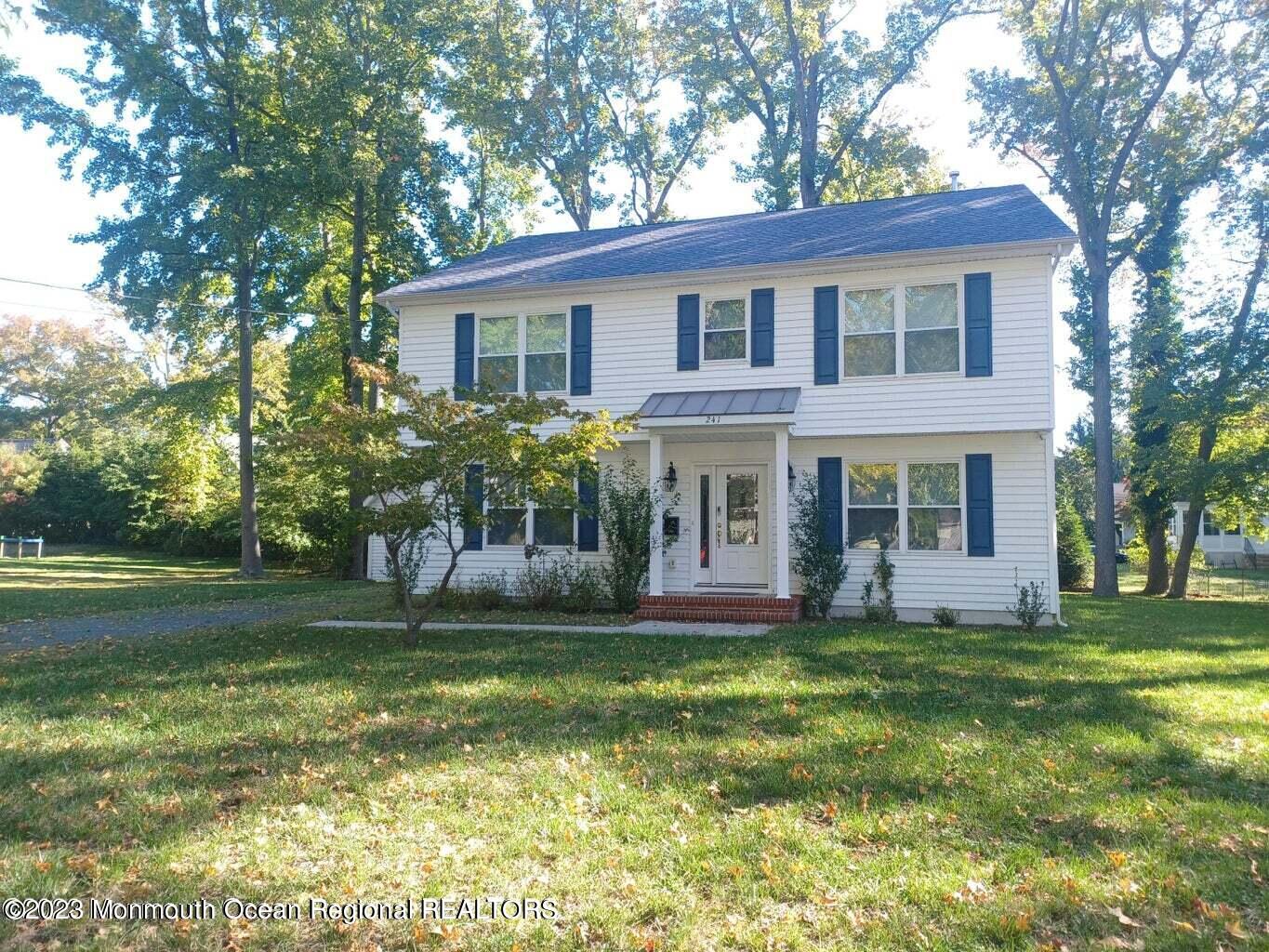 241 Woodcrest Road Oakhurst NJ 07755