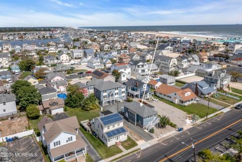 27 Arnold Avenue Point Pleasant Beach NJ 08742
