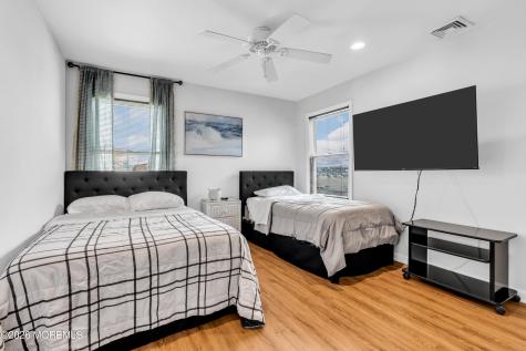 27 Arnold Avenue Point Pleasant Beach NJ 08742