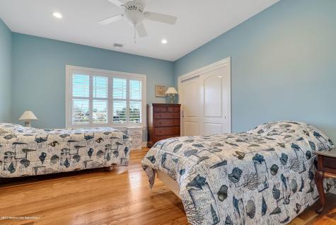 330 Villa Park Way Spring Lake NJ 07762
