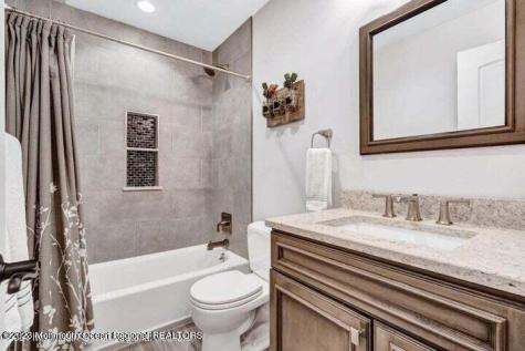 104 Orange Street Oakhurst NJ 07755