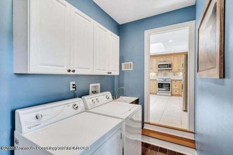104 Orange Street Oakhurst NJ 07755