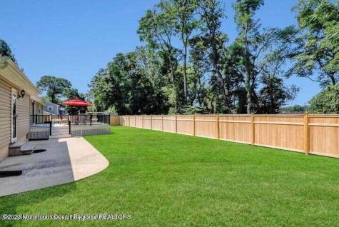 104 Orange Street Oakhurst NJ 07755
