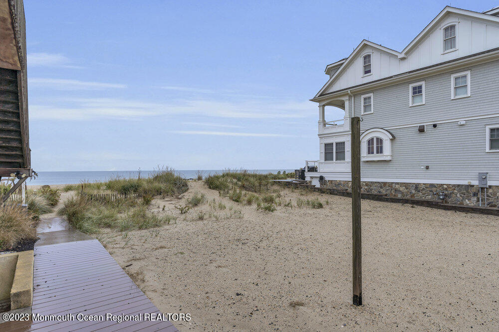 28 1st Avenue Manasquan NJ 08736