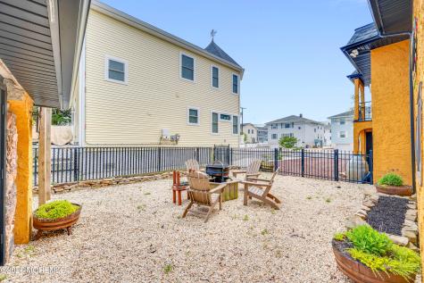 62 K Street Seaside Park NJ 08752