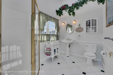 5 New York Boulevard Sea Girt NJ 08750