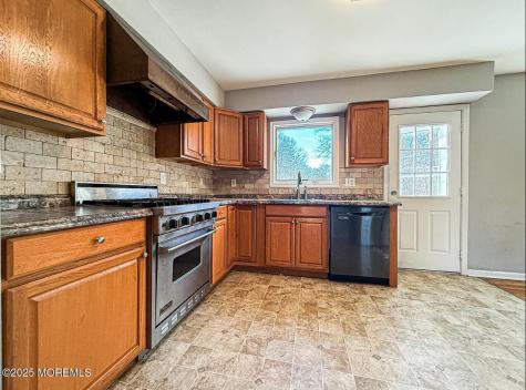 532 Frank Applegate Road Jackson NJ 08527