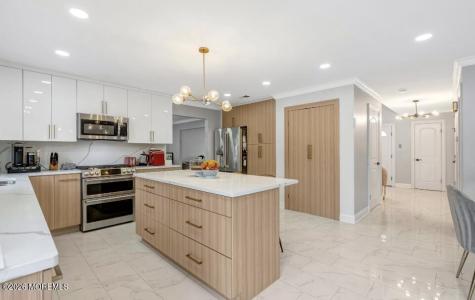 28 Musket Lane Eatontown NJ 07724
