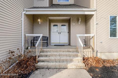 28 Musket Lane Eatontown NJ 07724