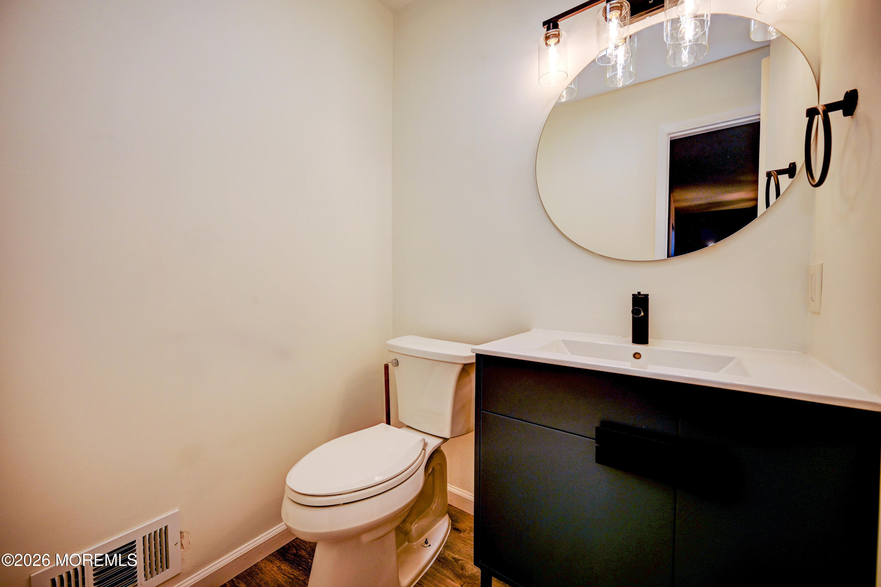 324 Oak Knoll Drive Manalapan NJ 07726