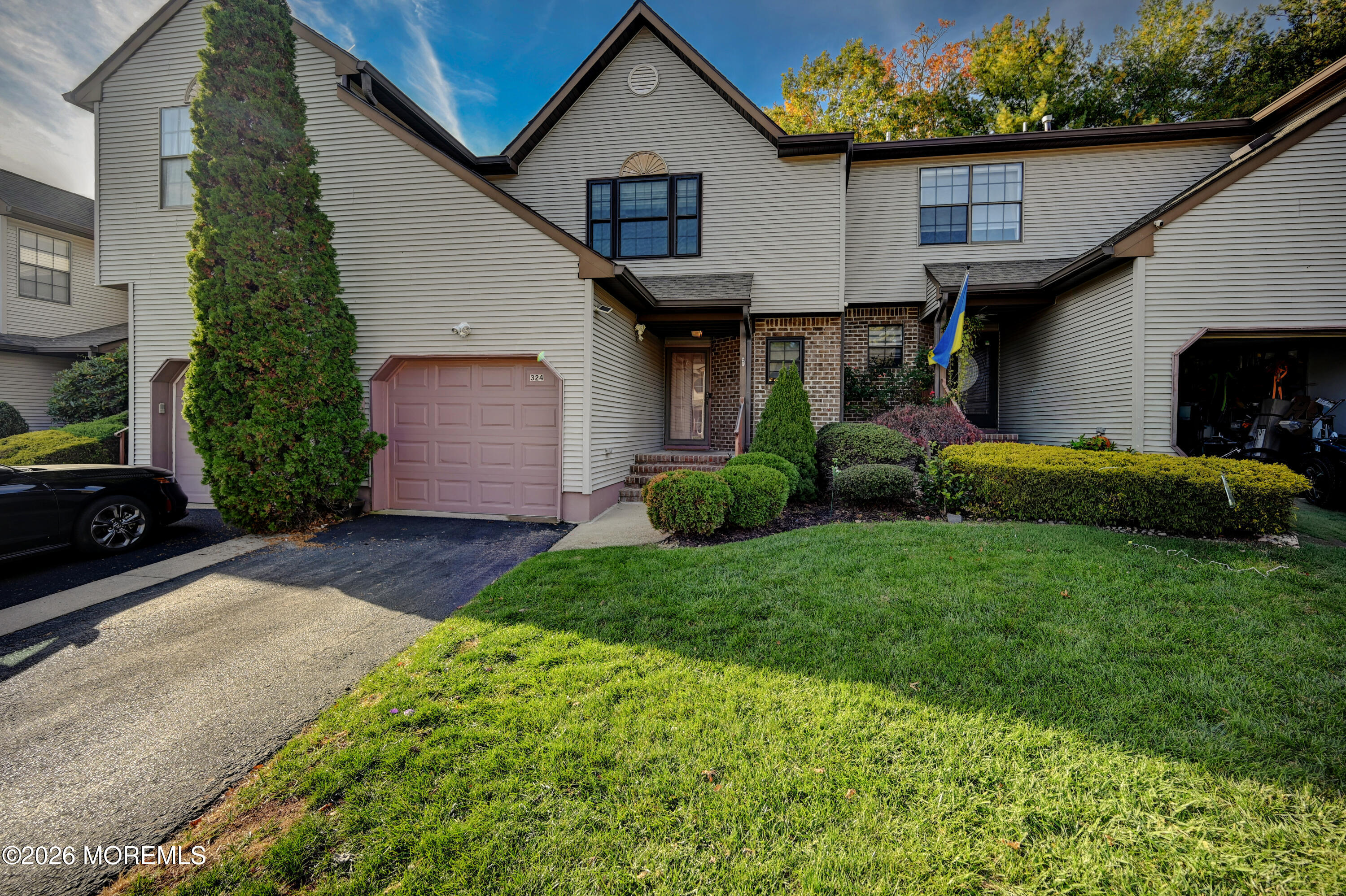 324 Oak Knoll Drive Manalapan NJ 07726