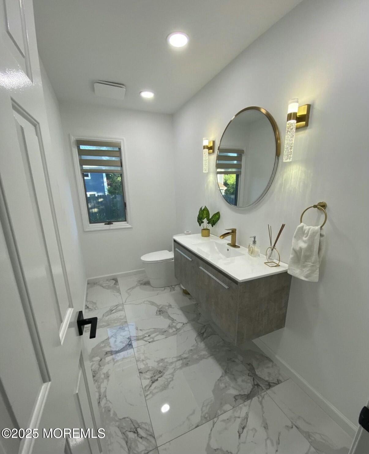 604 Van Note Parkway Oakhurst NJ 07755