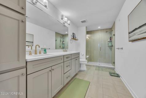 28 Catherine Street Red Bank NJ 07701